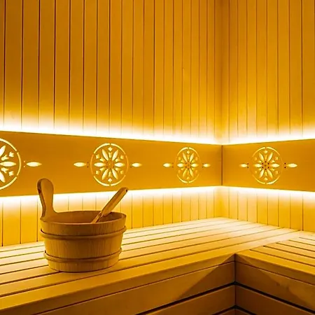 Sadelski Dwor Medical & 4*