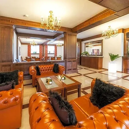 Sadelski Dwor Medical & 4*